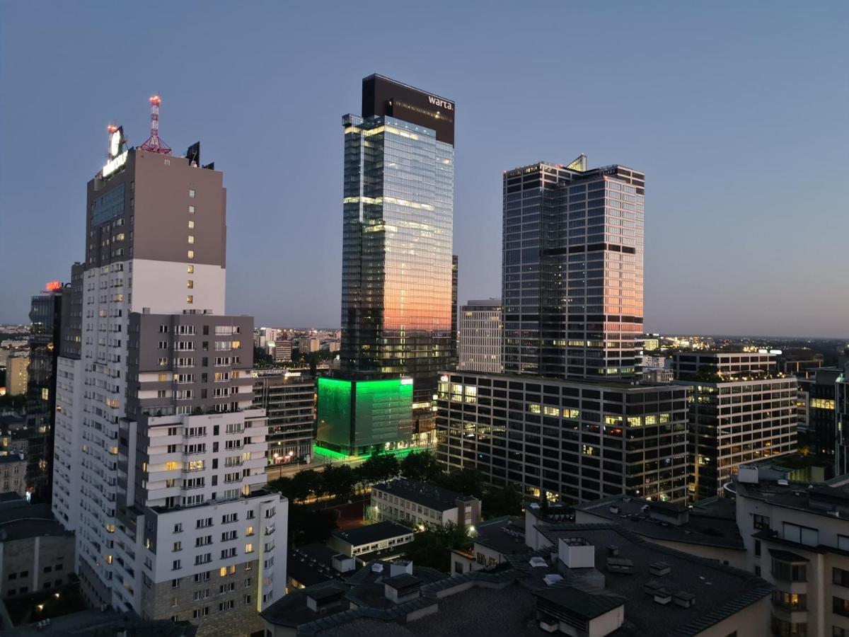 Platinum Towers Apartment With Parking By Renters Prestige Warschau Exterior foto